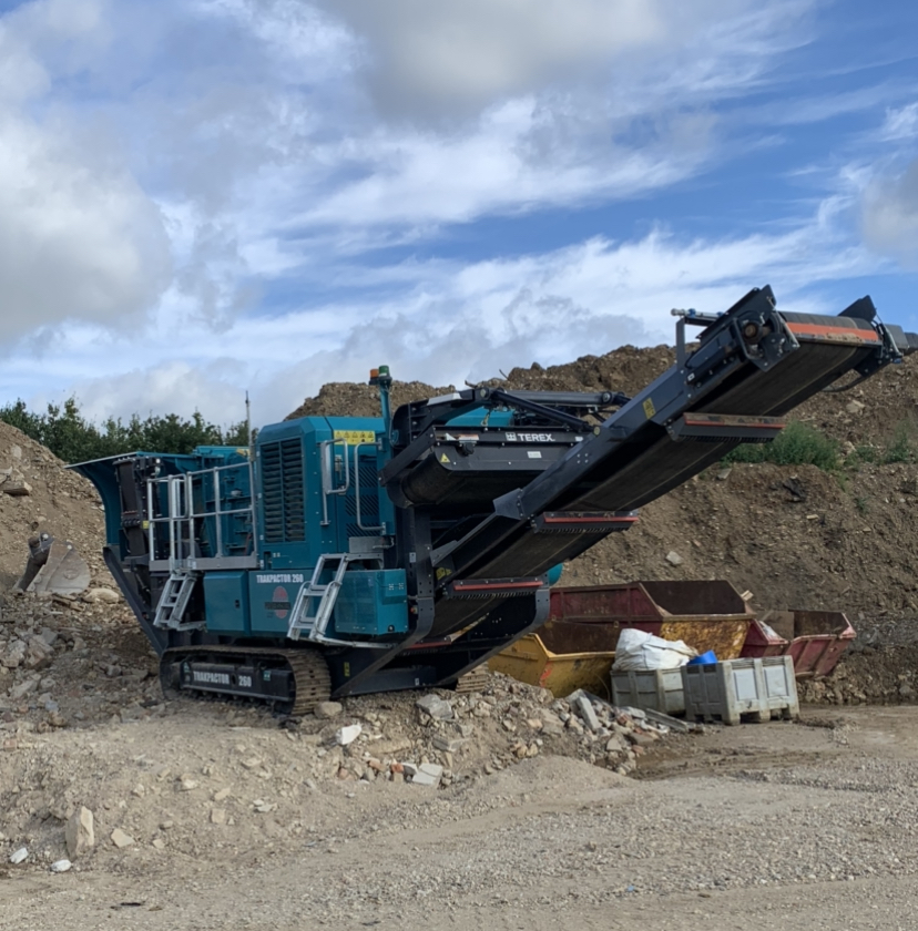 Powerscreen tracked crusher on site